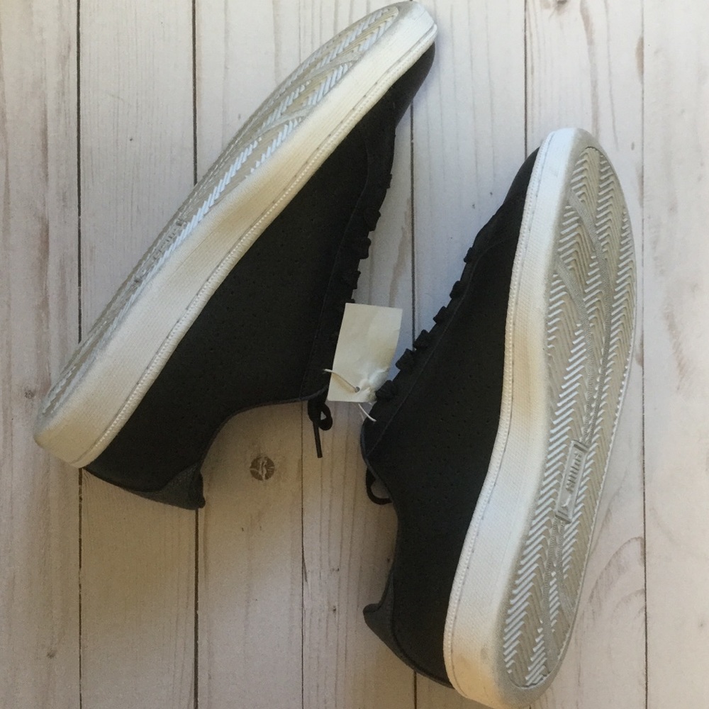PUMA Black Leather Sneakers - Picture 5 of 5